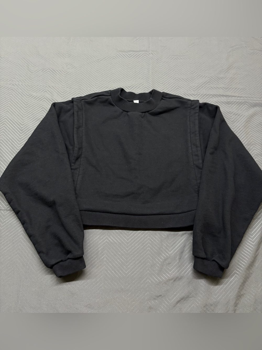 ALO Yoga Women’s Black Pullover Cropped Fresh Coverup Sweatshirt Black Size M